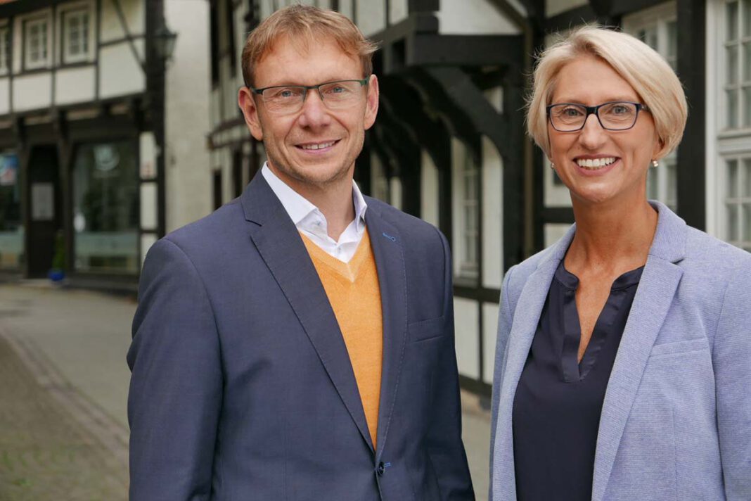 Brautlecht, Christ online Bürgermeister Lothar Christ muss Wirtschaftsförderin Carolin Brautlecht nach 13 Jahren ziehen lassen - und ist auf Nachfolger-Suche. Foto: Nicole Friedrich / Werne Marketing