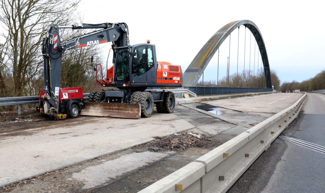 Brückenbaustelle Pause