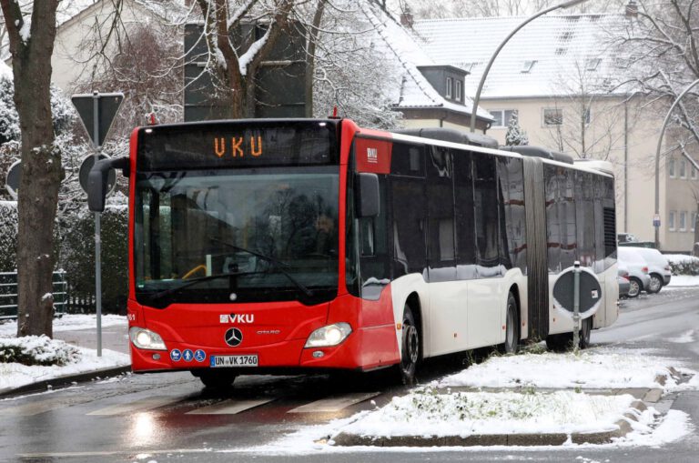 Die VKU hat den Busverkehr am Montag (8.Februar) vorerst eingestellt. Archivfoto: Volkmer