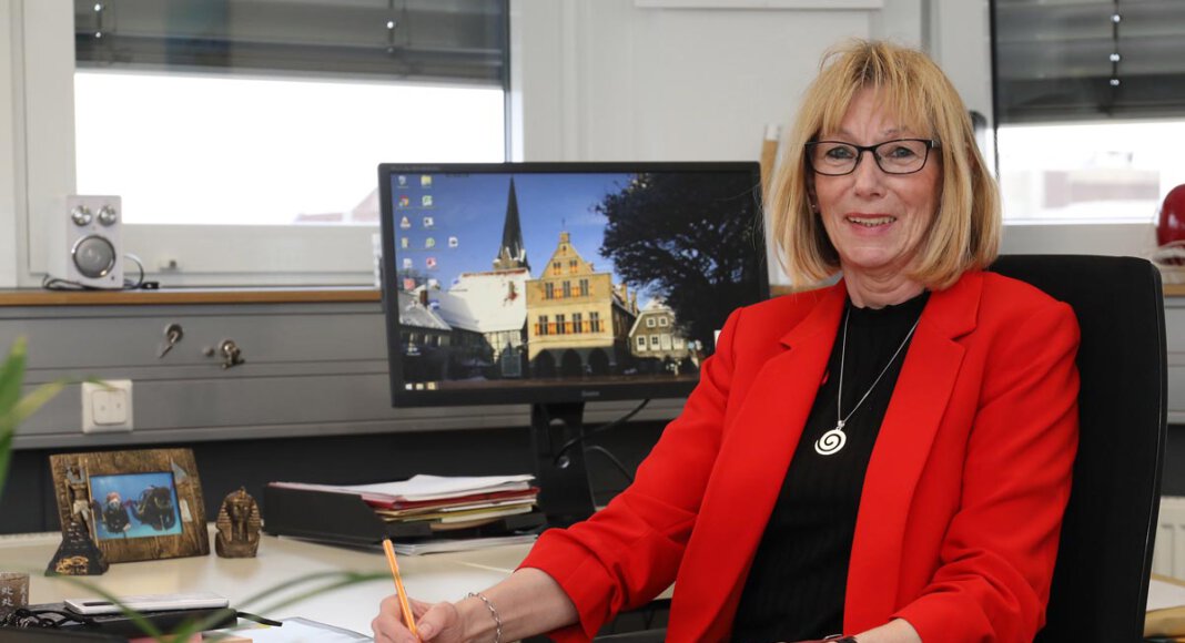 Verwaltungsfachangestellte Petra Credo, seit 18 Jahren Sekretärin von Lothar Christ, geht bald in den Ruhestand. Foto: Volkmer