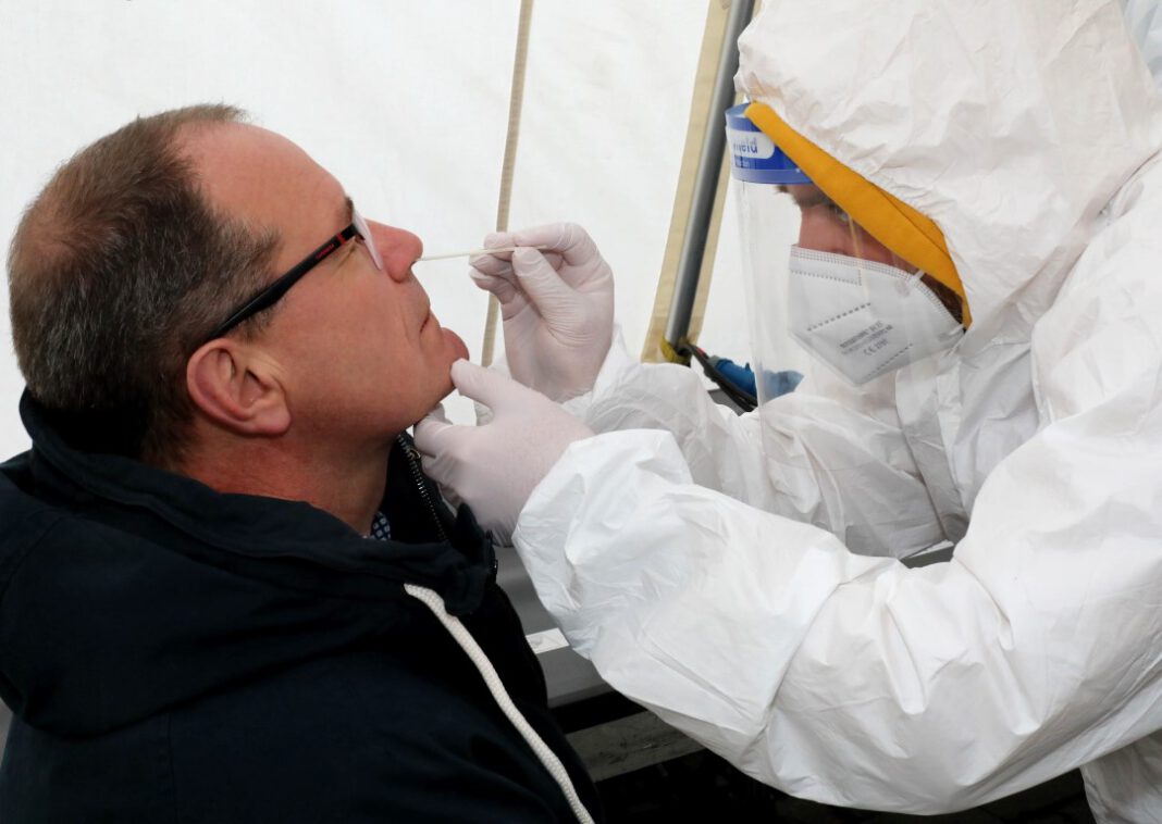 Schnelltest Werne02 „Insgesamt ist das aber nicht schlimm“, sagte der Ordnungsdezernent nach seiner Testung. Foto: Volkmer