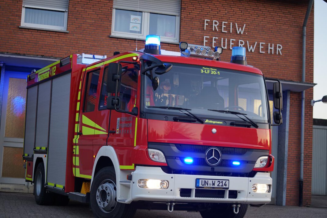 Der Löschzug 3 aus Stockum war schnell an der Einsatzstelle. Der Löschzug 3 aus Stockum war schnell an der Einsatzstelle und verhinderte bei dem Wohnungsbrand im Ginsterweg Schlimmers. Foto: Feuerwehr Werne