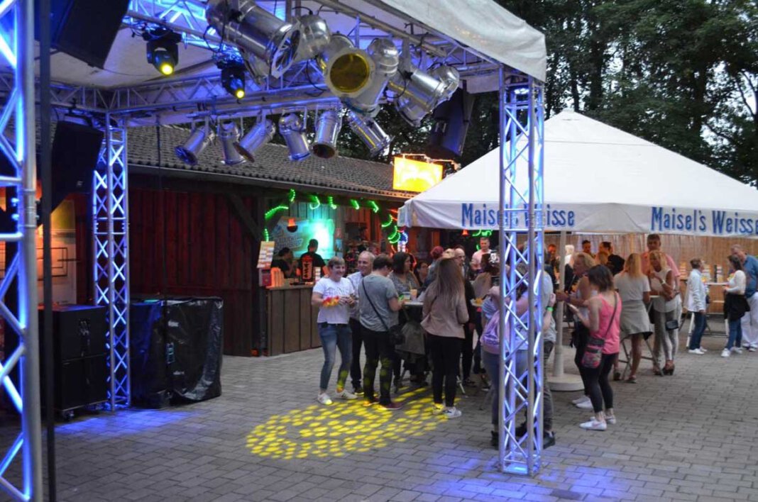THW Fest_Prokofev Das THW-Blaulichtsommerfest fand zuletzt 2019 statt. Auch in diesem Jahr muss die Party wegen Corona wieder ausfallen. Archivfoto: Prokofev