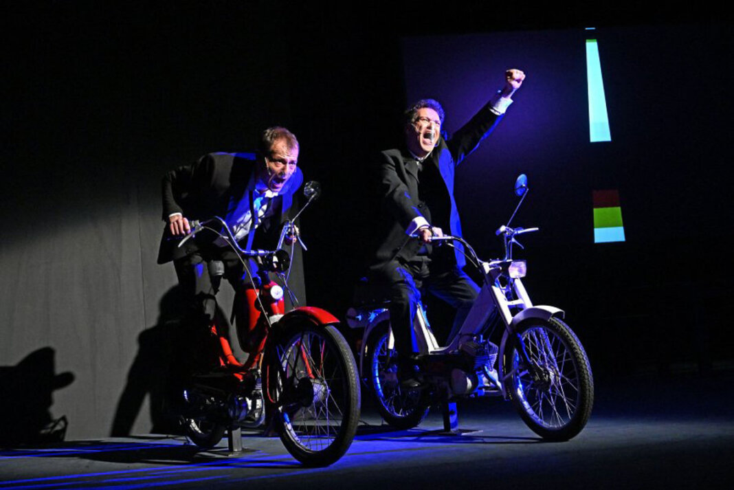 25_kmh_c_Volker_Beushausen in der Komödie „25 km/h