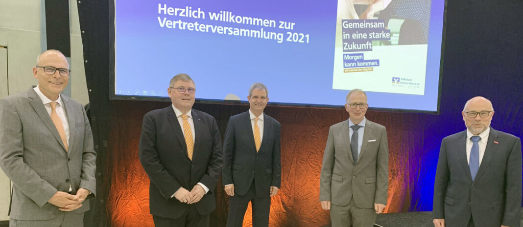 Foto Vertreterversammlung 2021 Am Dienstag (22. Juni) hat die Vertreterversammlung der Volksbank Kamen-Werne eG „grünes Licht“ für die Verschmelzung mit der Volksbank Dortmund gegeben. Foto: Gickel