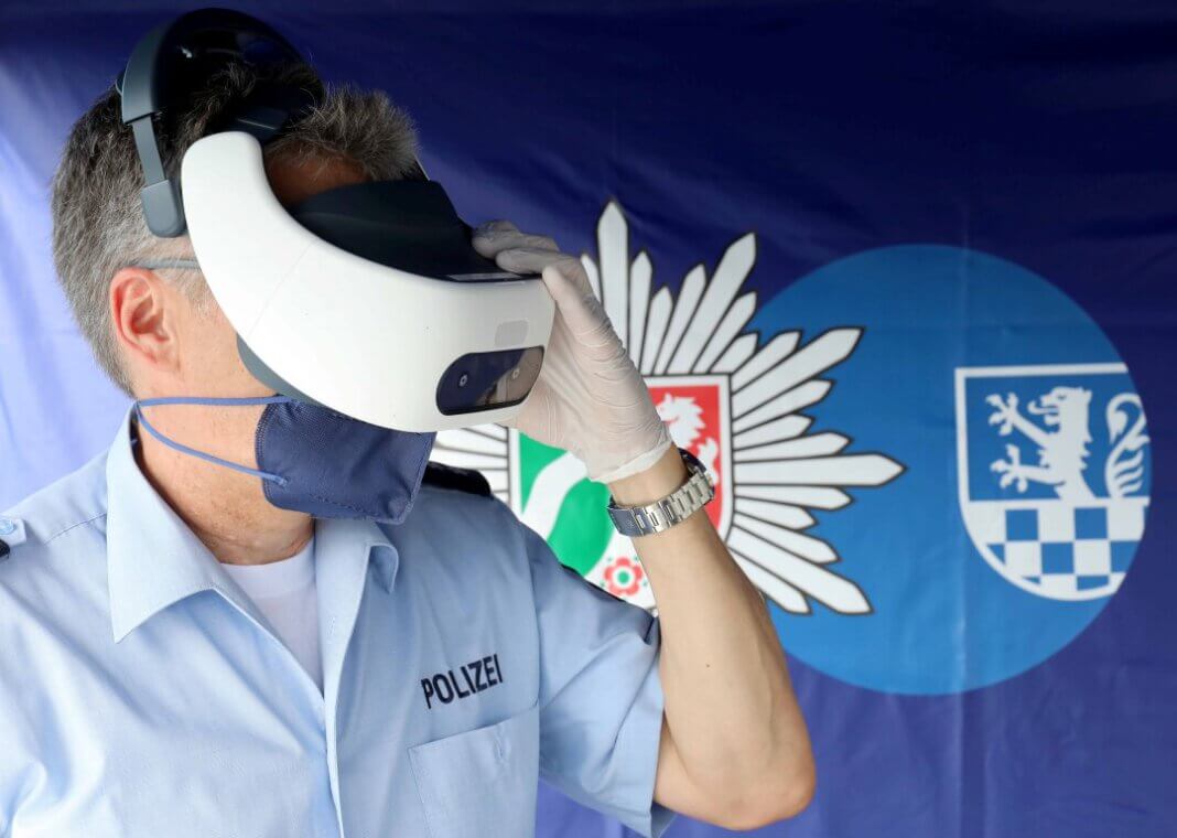 Polizei VR Brille