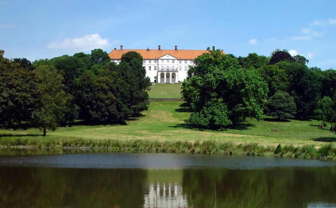 Schloss Cappenberg In diesem Jahr nimmt der Kreis wieder am Schlösser- und Burgentag teil – und zwar mit Schloss Cappenberg. Foto: Klaus Mischke