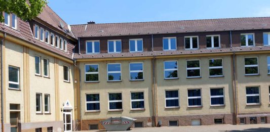In der alten Wienbredeschulen sollen 16 Arbeitsplätze für die Stadtverwaltung geschaffen werden. Foto: Wagner