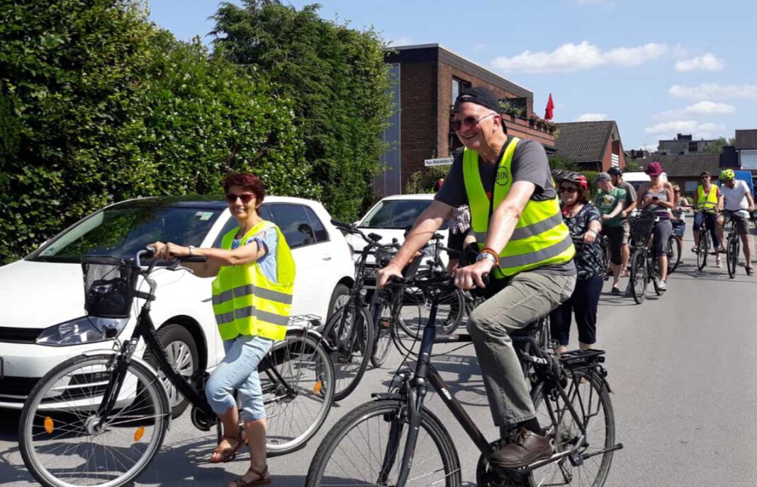 BIN Radtour 2 Die BIN lädt am Sonntag zu einer Spendenaktion für die Flutopfer und Mitte August zur nächsten Protest-Radtour ein. Foto: BIN