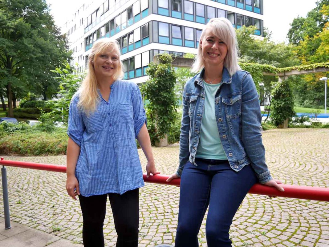 232892P Neues Team der Schwangerschaftskonfliktberatung: Simone Saarbeck (links) und Saskia Wierdeier. Foto: Birgit Kalle – Kreis Unna