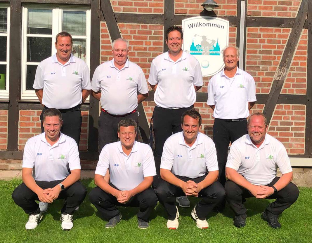 Golf Herbern Die Herrenmannschaft des Golfclubs Wasserschloss Westerwinkel hat sich in der Deutschen Golf Liga (DGL) den Aufstieg in die Landesliga gesichert. Foto: Privat