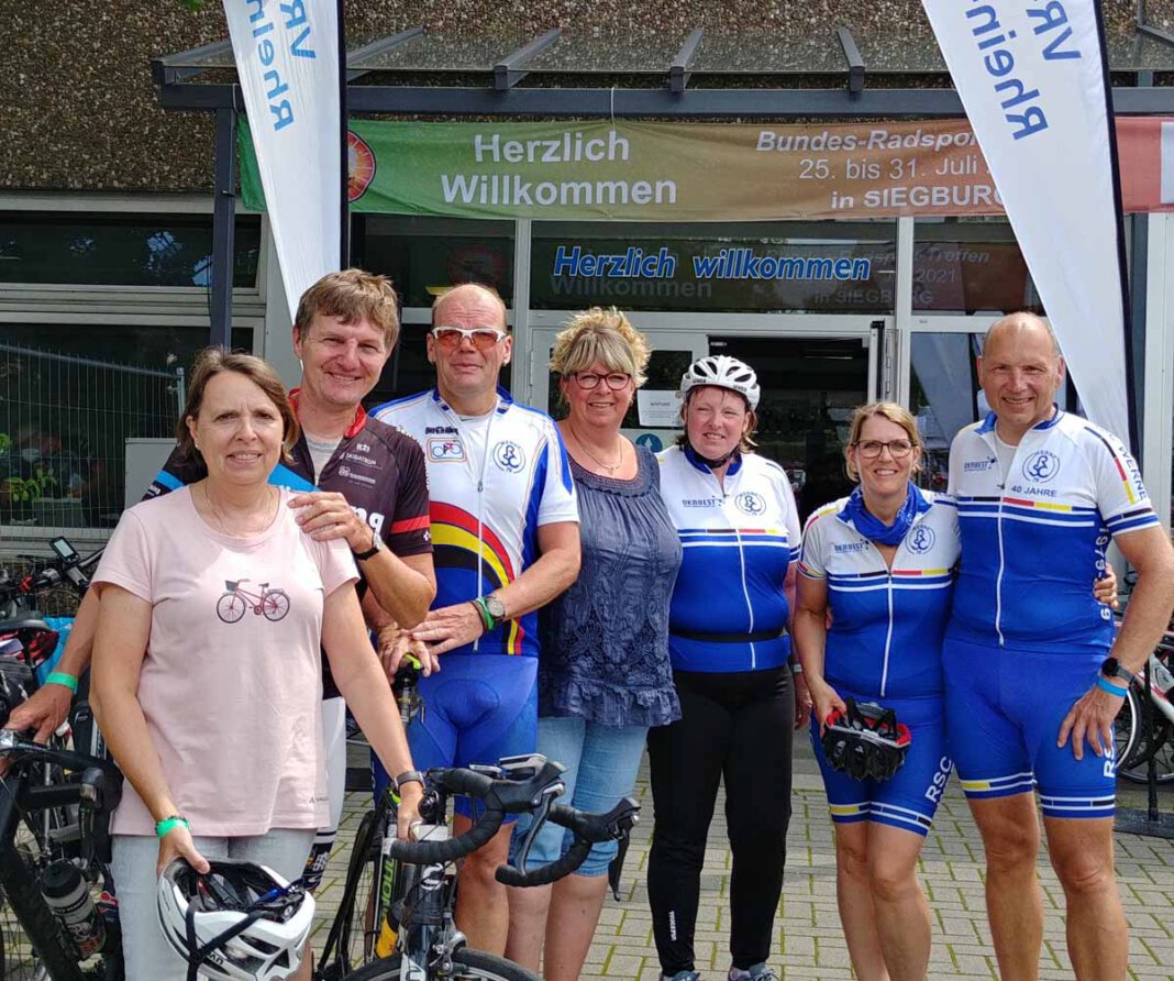 RSC Bundesradsporttreffen Sieben der zehn Aktiven des RSC Werne, die am Bundesradsporttreffen in Siegburg teilgenommen haben. Foto: RSC