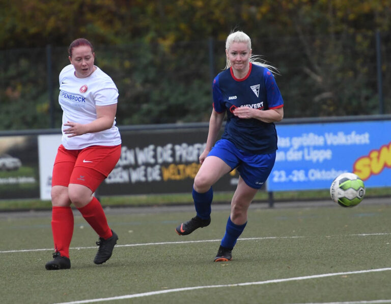 Eva Haker traf doppelt im Auswärtsspiel der WSC-Damen in Albachten. Dennoch reichte es nur für ein Unentschieden. Foto: MSW