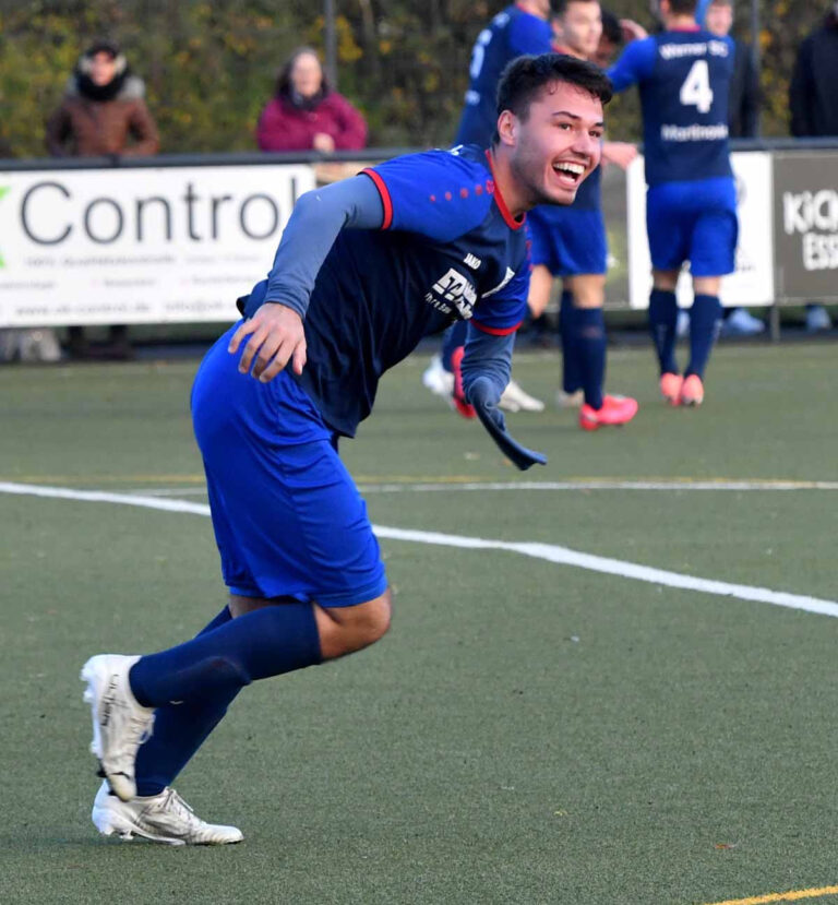 Henry Poggenpohl traf in der Nachspielzeit zum 2:2-Ausgleich für den Werner SC. Foto: MSW/Archiv