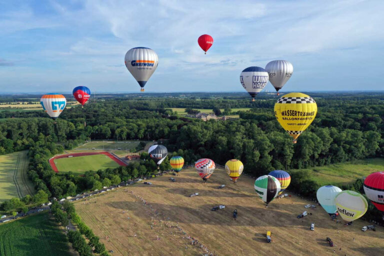 Montgolfiade Nordkirchen: Bunte Ballons begeistern Besucher