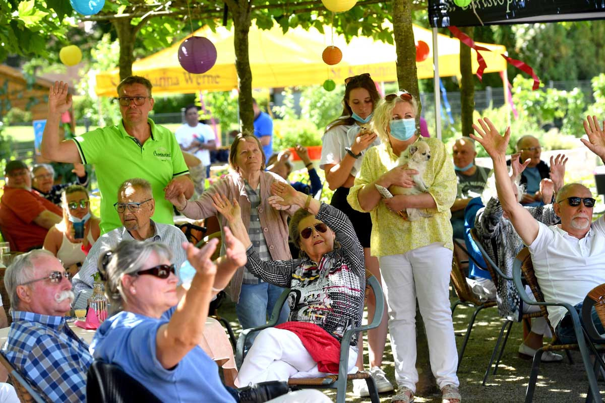 Ausgelassene Stimmung herrschte beim Sommerfest im Seniorenzentrum St. Katharina. Foto: MSW
