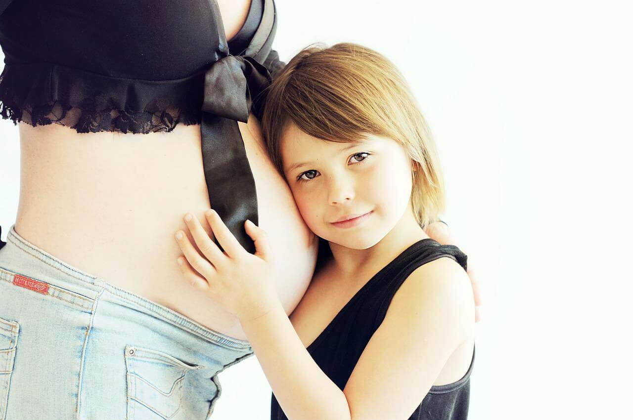 Fragen rund um die Schwangerschaft beantwortet die Familienbildungsstätte Werne in einem Online-Seminar. Symbolbild: pixabay