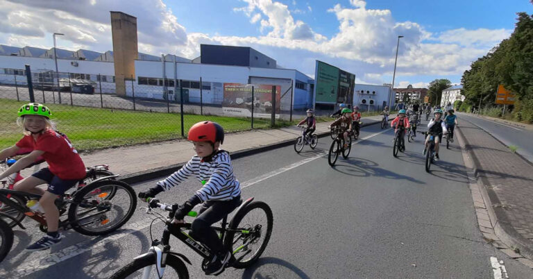 Kidical Mass: Bunte Fahrrad-Demo für sichere Schulwege in Werne