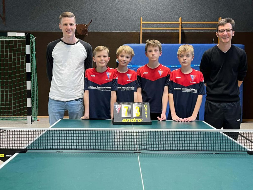 Die U15-Tischtennis-Jungen des Werner SC sicherten sich den Herbstmeistertitel. Foto: privat