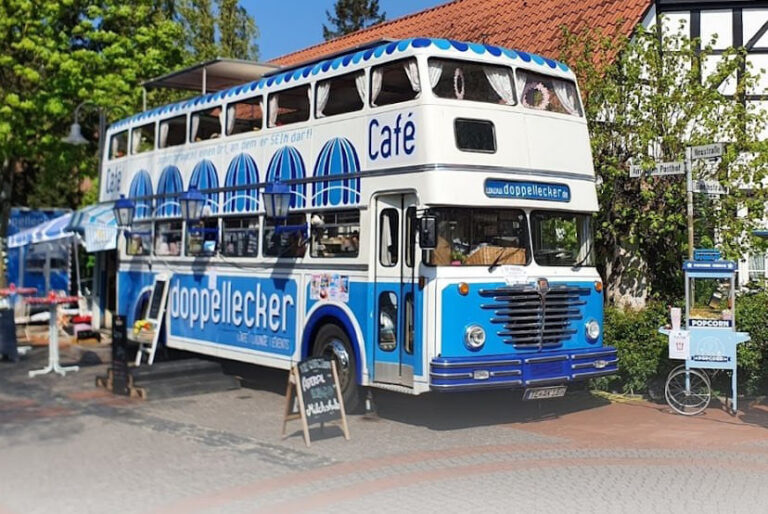 Rollendes Kaffeehaus legt auf Pilgertour Stopp in Werne ein