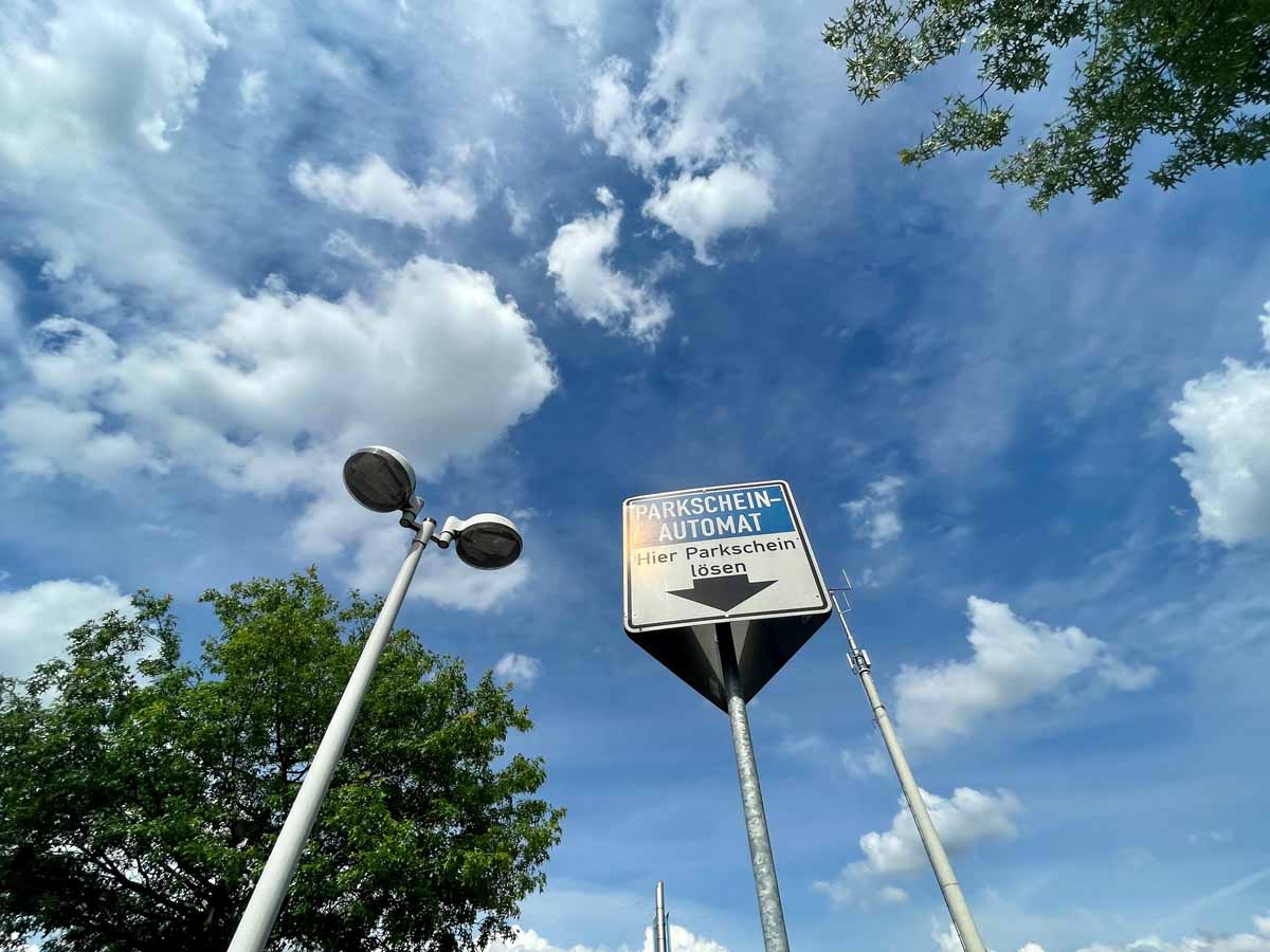 ParkTickets bald auch per Handy Münzen gehen immer Werne Plus