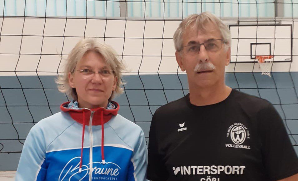Uschi Warnecke und Bronek Bakiewicz bilden das Trainergespann der Volleyball-Oberligadamen in der Saison 2023/24. Foto: Juri Kollhoff