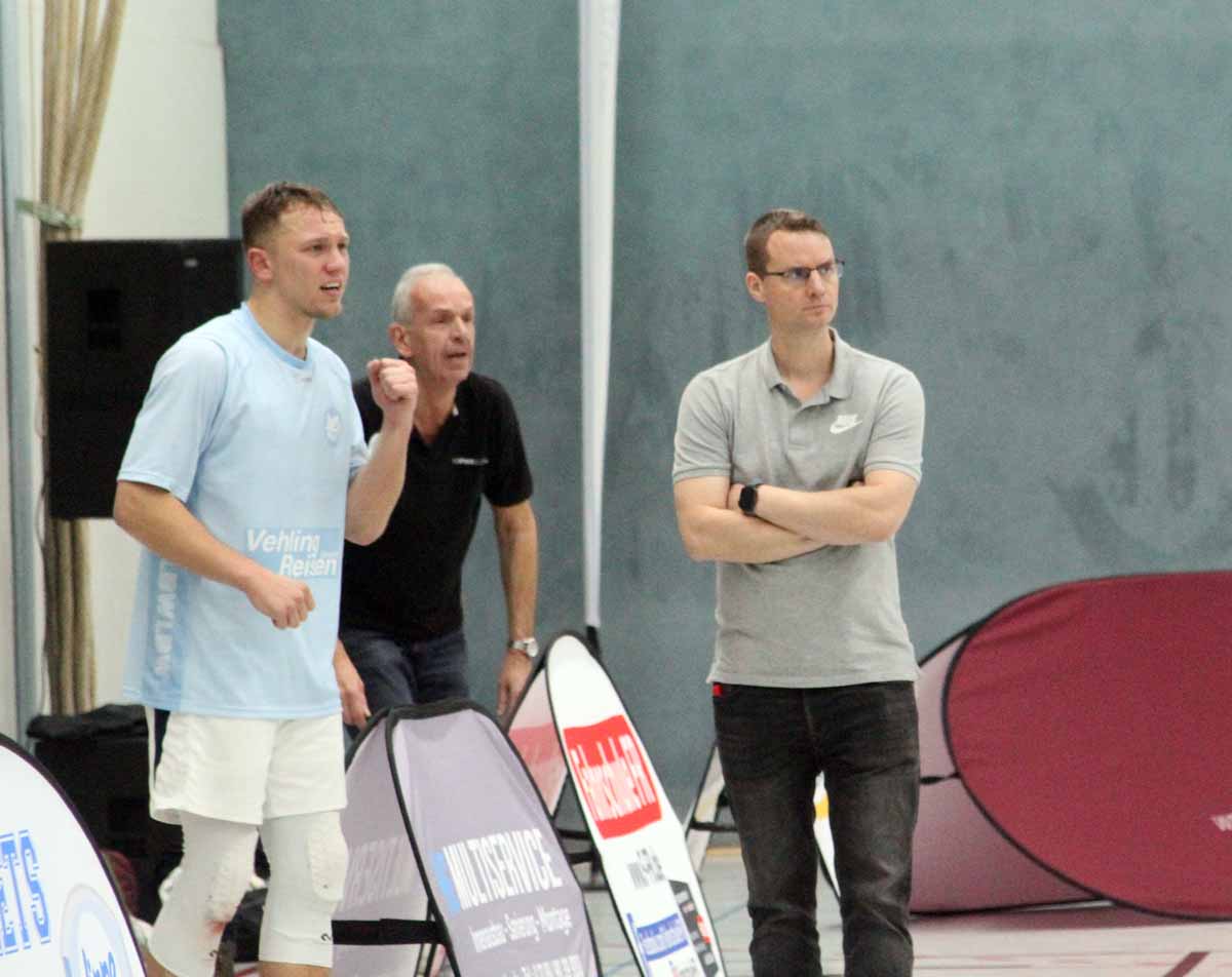 Coach Christoph Henke sah einen couragierten Auftritt seiner Mannschaft, in der sechs erkrankte Spieler fehlten. Foto: Timo Wagner