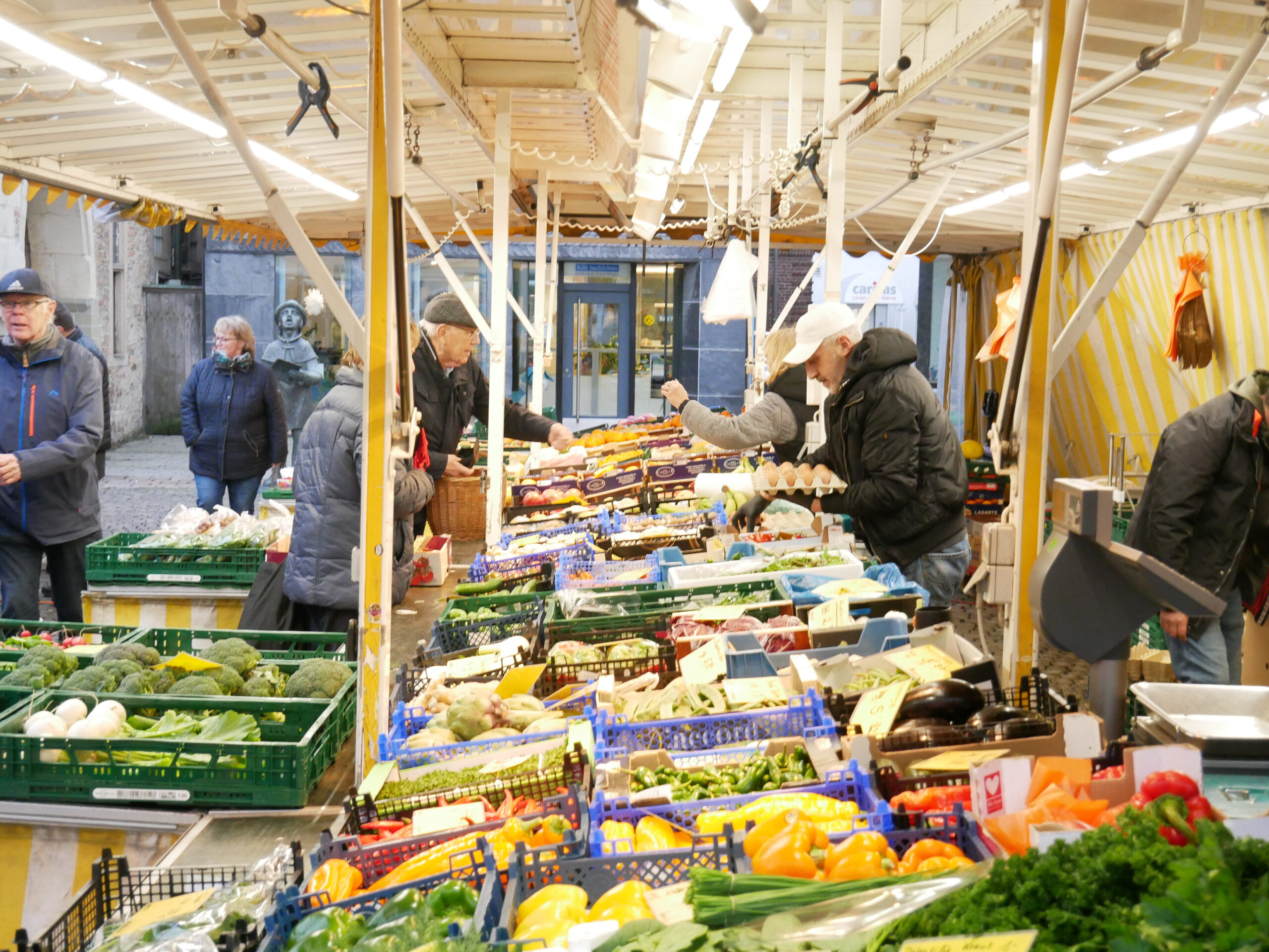 Der Wochenmarkt in Werne. Foto: Gaby Brüggemann