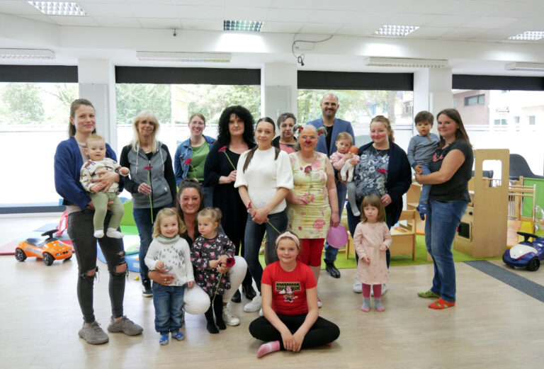 Die Aktionswoche „Gut betreut in Kindertagespflege“ rückte das Betreuungsformat in den Blick. Im März beginnt eine neue Qualifizierung für Tageseltern in spe. Foto: Gaby Brüggemann