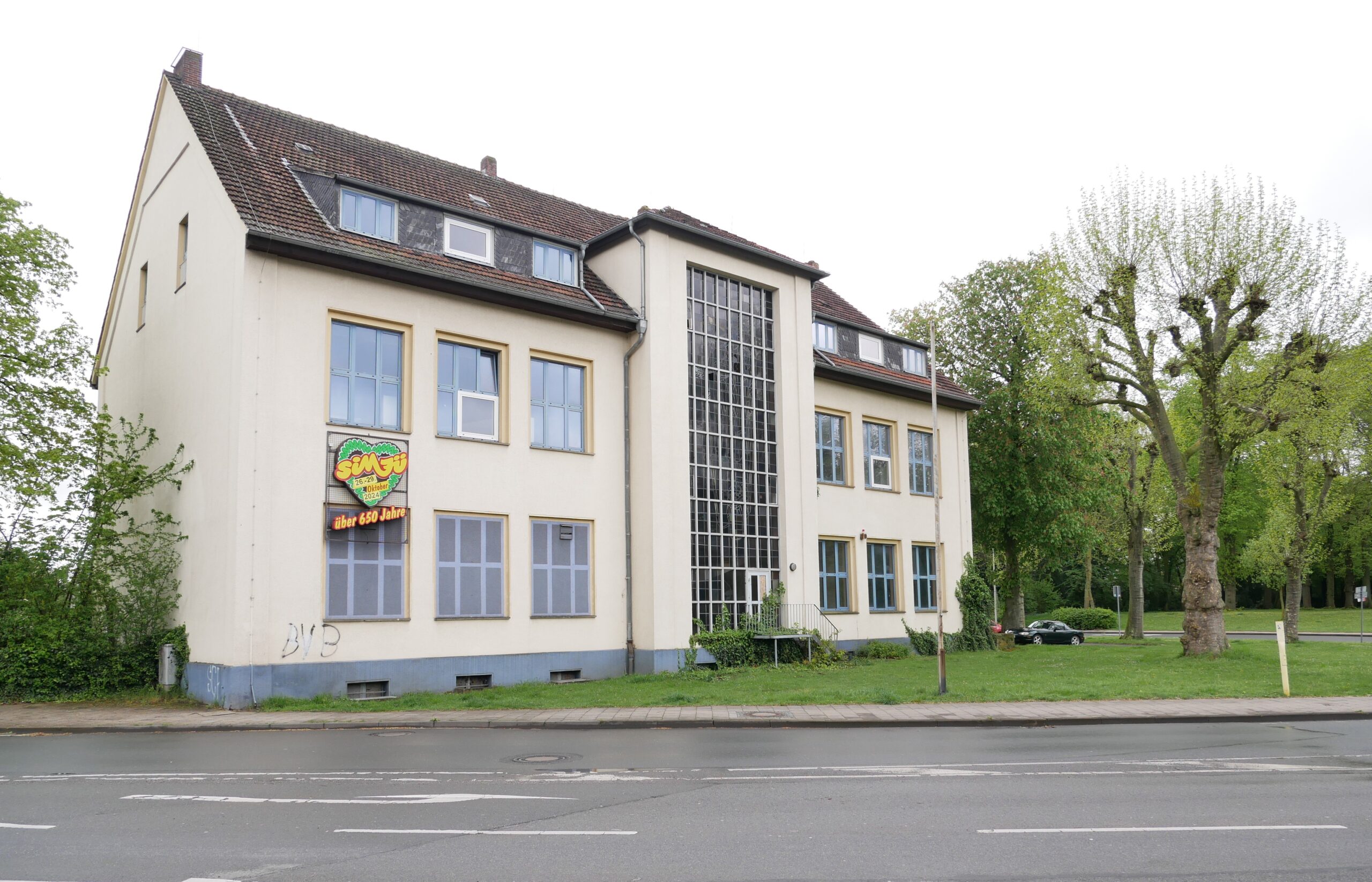 Für eine städtebauliche Überplanung des ehemaligen Steintorschulgeländes am Eingang zur Innenstadt zeichnet sich eine Lösung ab. Fotos: Gaby Brüggemann