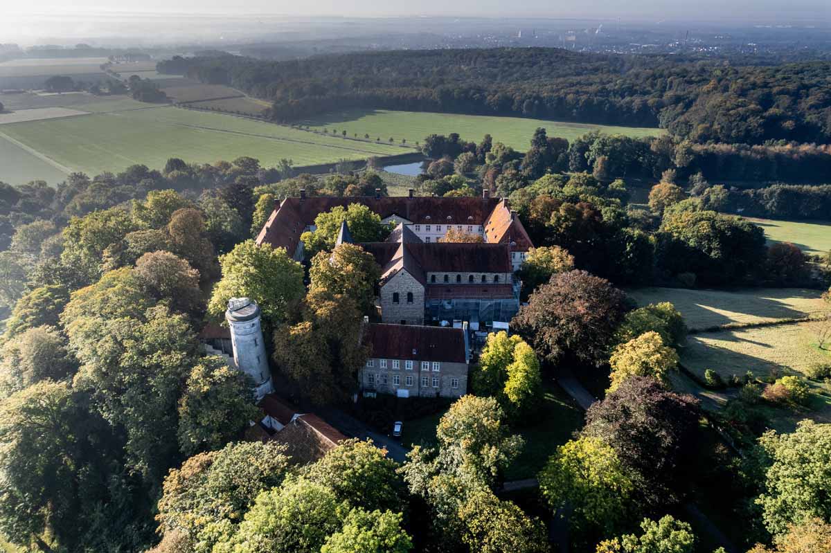 Das Schloss Cappenberg erzählt Jahrhunderte alte Geschichten. Foto: Oliver Nauditt