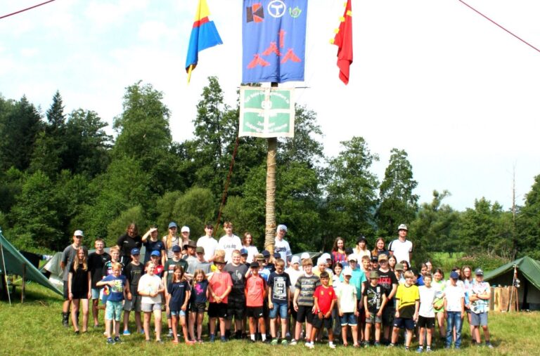 Zwei schöne Ferienwochen erleben 52 Kinder- und Jugendliche der Kolping- und Klosterjugend und ihr Betreuer-Team im bayrischen Auerbach. Fotos (2): Lukas Berendes