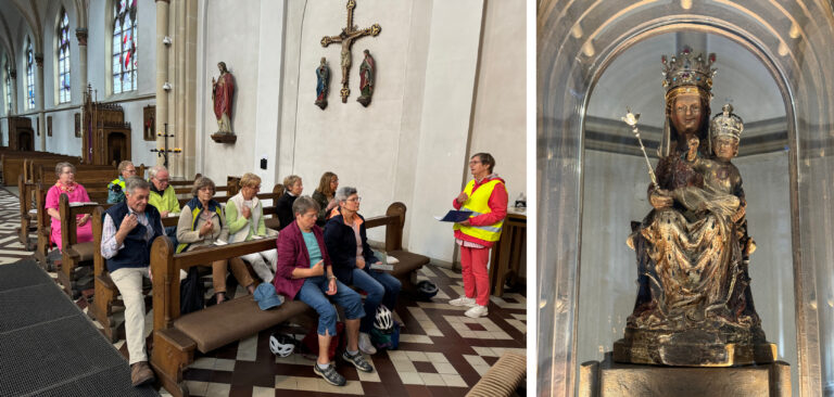 Gebannt verfolgten die Teilnehmenden der Radtour in der Lüner Pfarrkirche St. Marien die Schilderungen der Fördervereins-Vorsitzenden Gabriele Kranemann (rechts) und der Küsterin Regina Kutsch (ganz links in der Kirchenbank) zur legendenumwobenen Skulptur der Heiligen Maria, die aus dem 13. Jahrhundert stammt und damit die älteste im Bistum Münster ist. Foto: Kramer