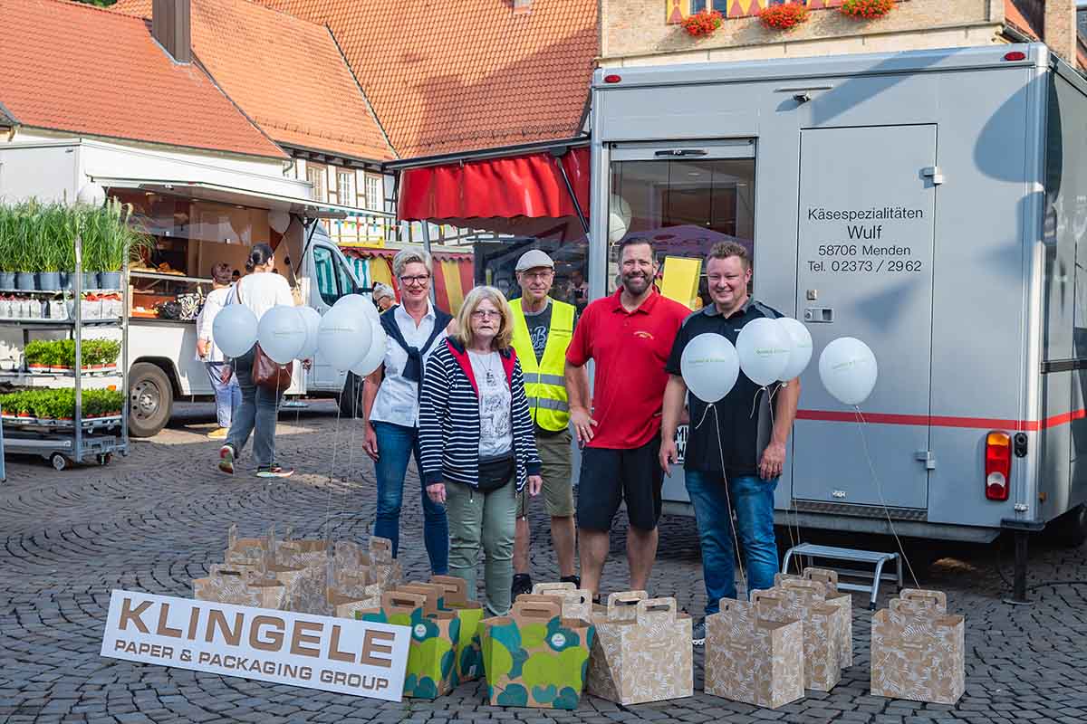 Klingele distributes high-quality WellBags at Werne weekly market – Werne Plus