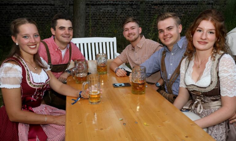 Rekord: Oktoberfest im Klostergarten lockt so viele Besucher wie noch nie