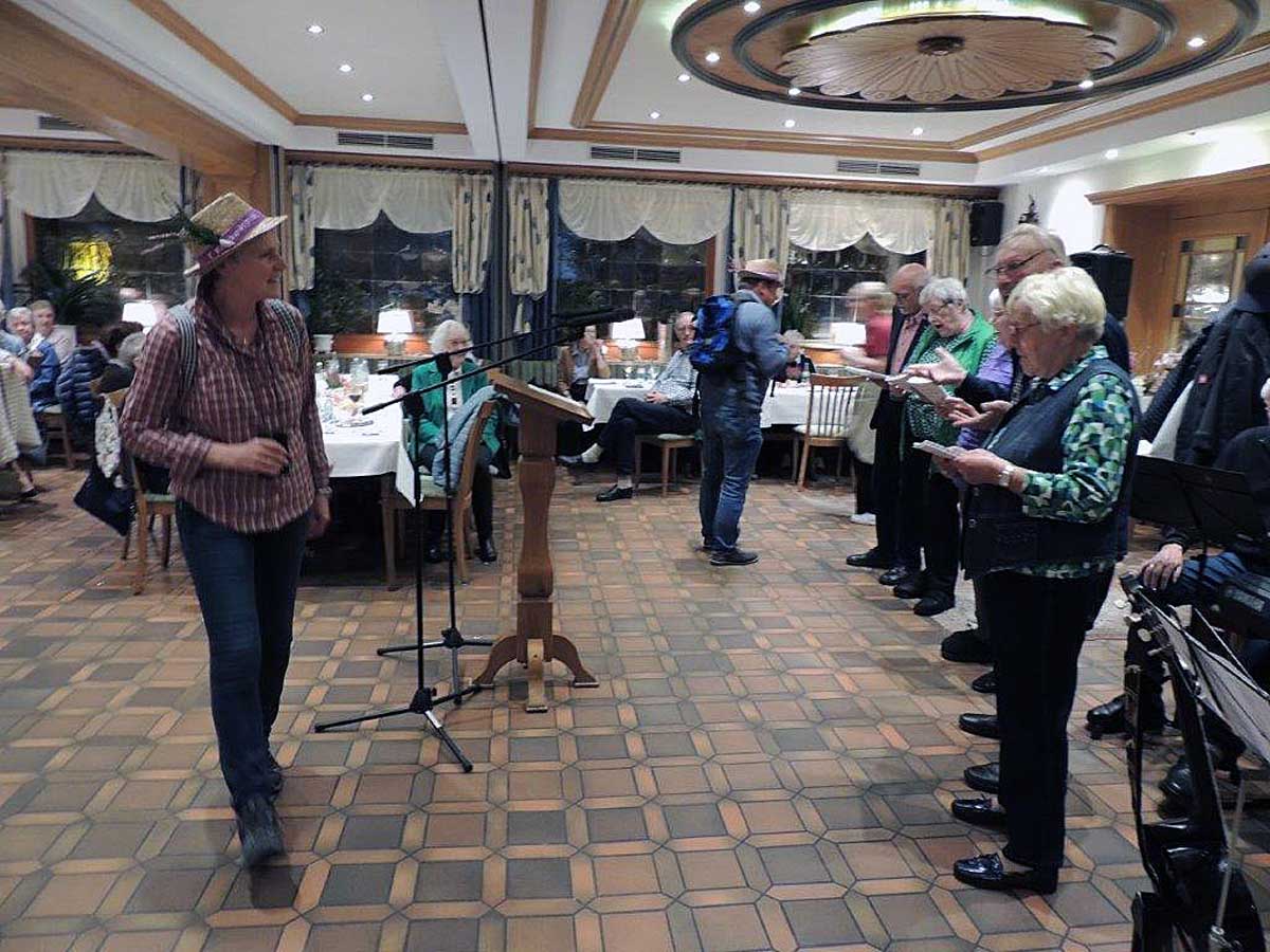 Das Erntedankfest feierte der Heimatverein Werne mit Programm in Wittenbrink's Hof. Fotos: privat