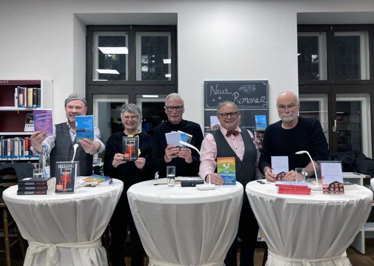 Die Hauptdarsteller des LiteraTurniers haben alle gemeinsam viel erlebt. Das Motto für das nächste LiteraTurnier lautet daher „Die Geschichten in uns“. Foto: privat