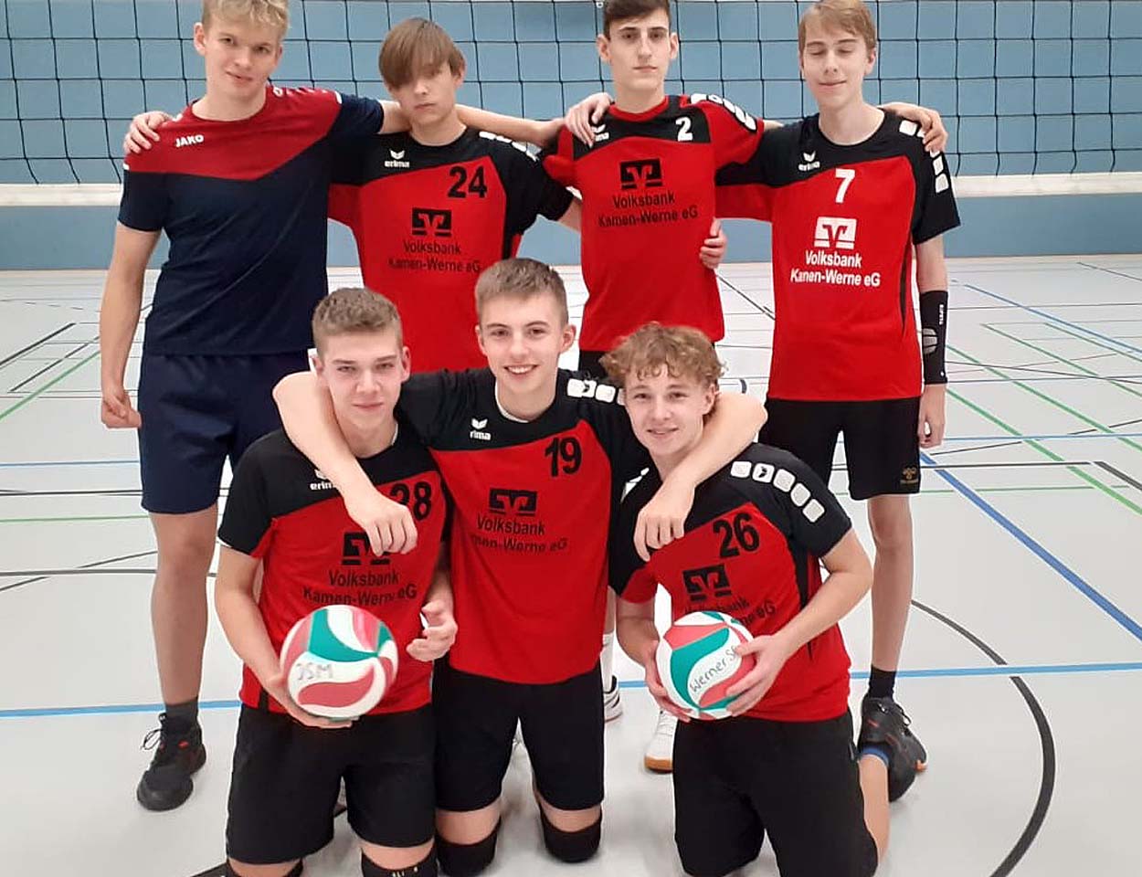 Die U18-Jungen des Werner SC sind mit einem Sieg in die neue Volleyball-Saison gestartet. Fotos: Kollhoff