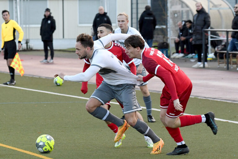 Nicht zu halten war Jannik Prinz. Er gab die Vorlagen zu beiden WSC-Toren. Foto: MSW