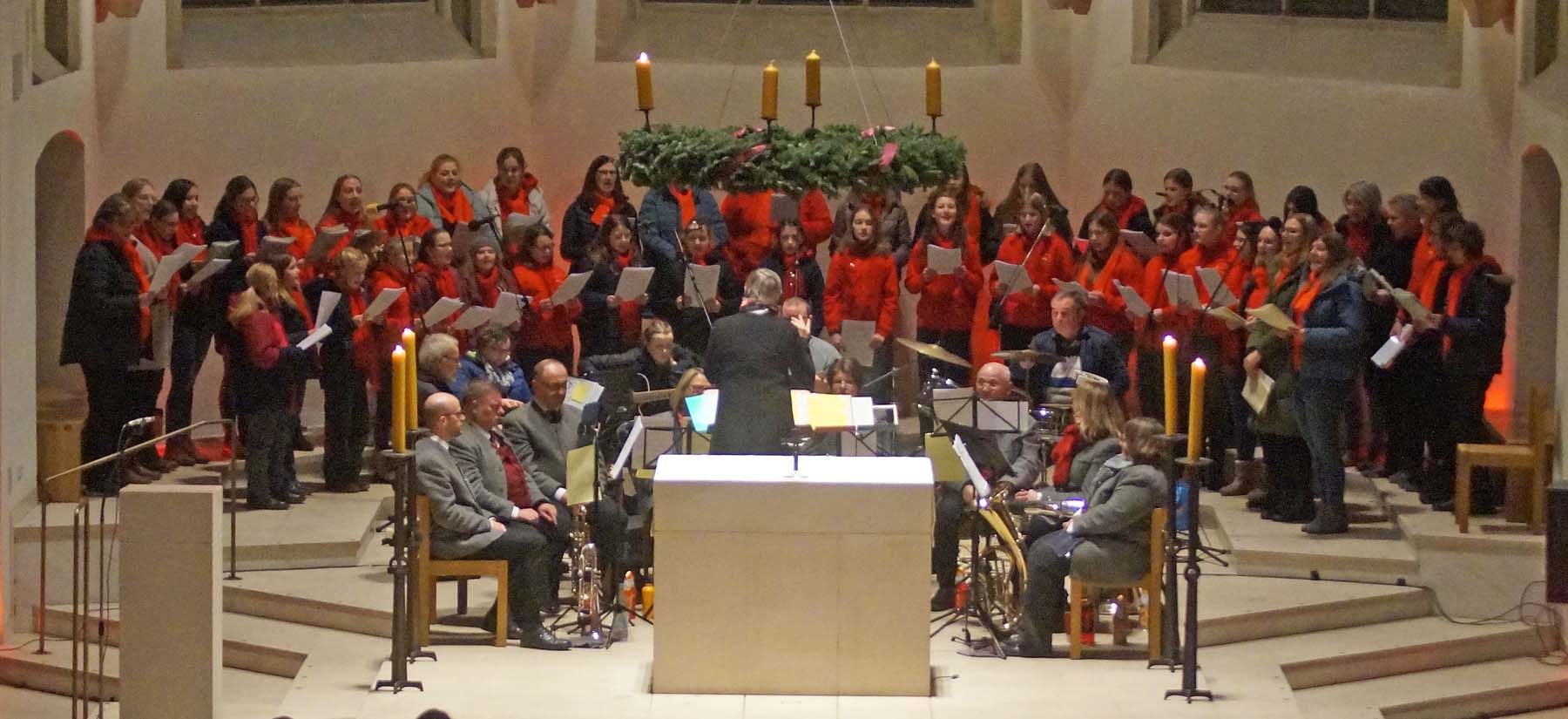 Im Rahmen des Weihnachtsmarktes spielt das Bläsercorps in der Pfarrkirche St. Christophorus. Foto: privat